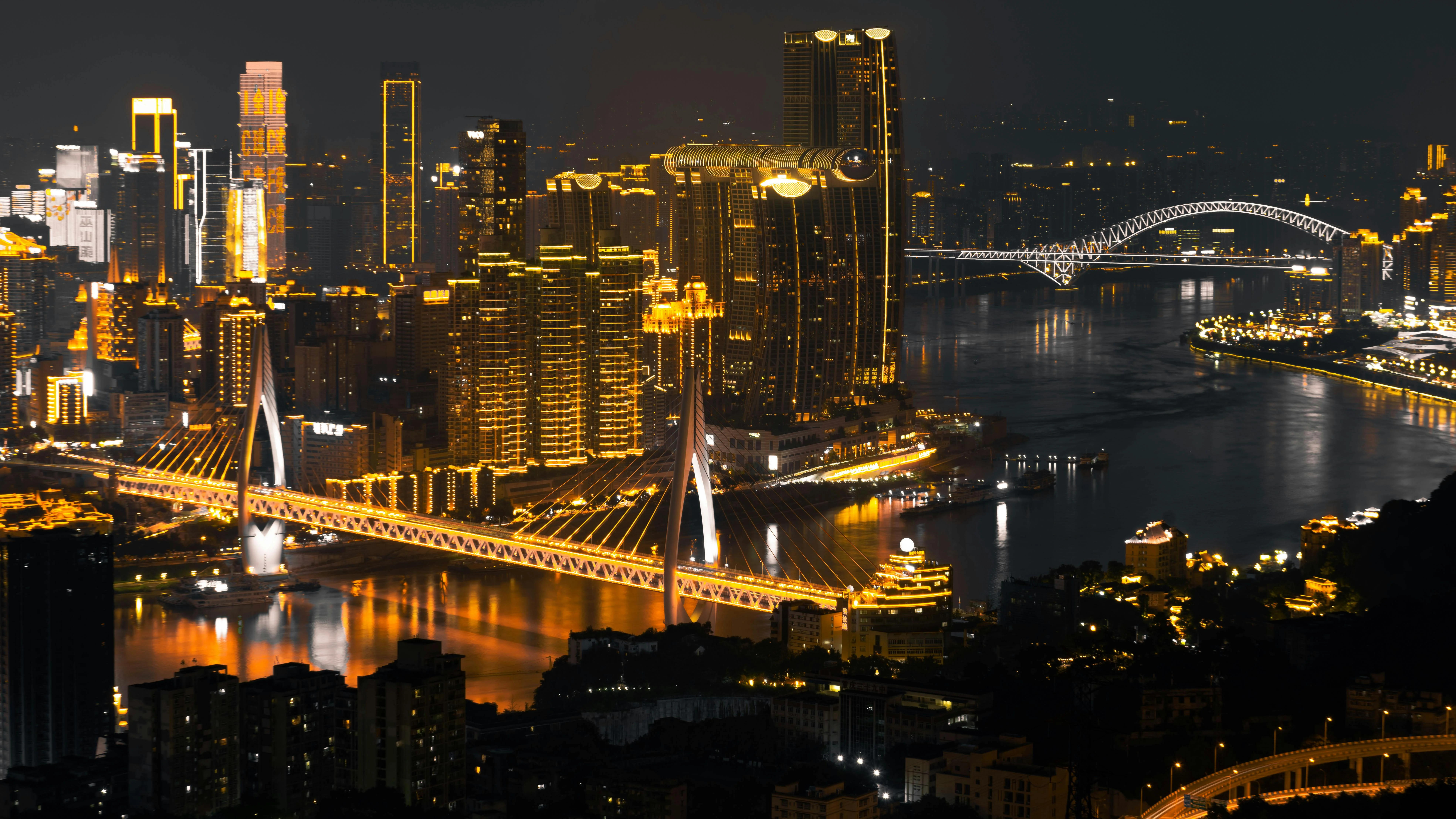 How Yangtze Performances Bring People Together